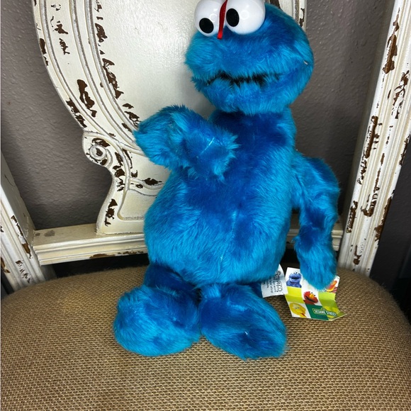 New Sesame Street Cookie Monster Stuffed Animal - Picture 1 of 1